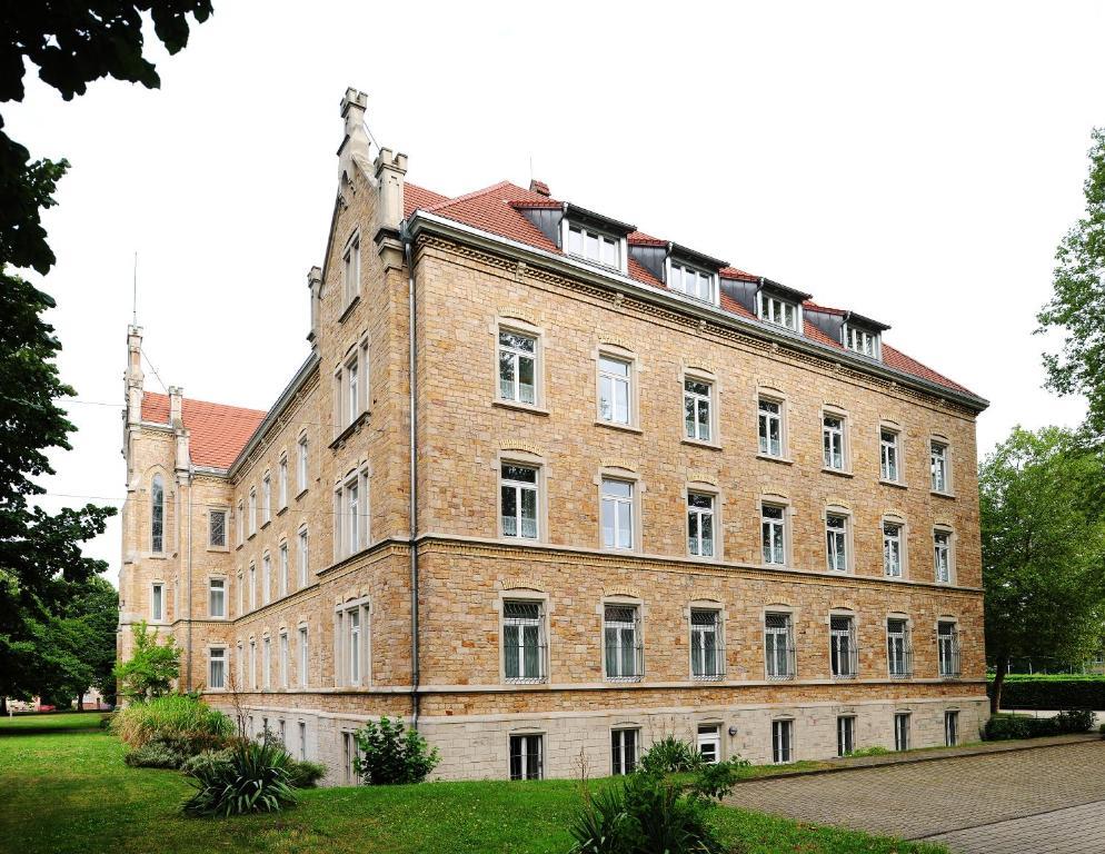 Hotel Bildungshaus St. Bernhard - Wohnen Und Tagen Rastatt Exterior foto